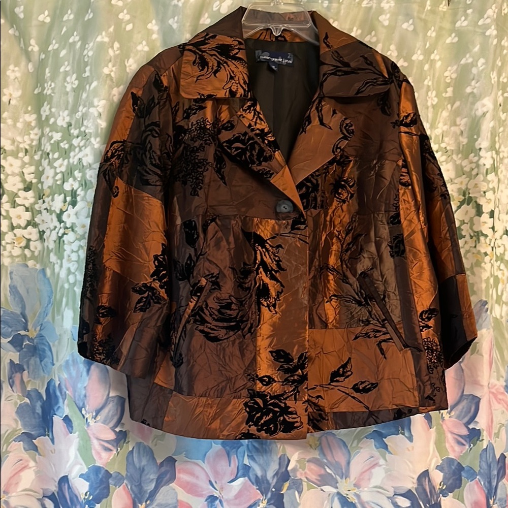 Susan Graver short jacket with velvet floral and copper material size 1X